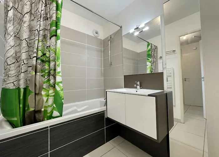 Ravissant T3 Neuf, Proche Plages, Parking Souterrain, Classe 3 Etoiles - Fr-1-338-456